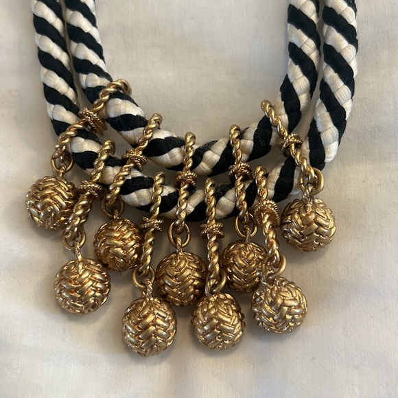 Stella and Dot necklace - Picture 3 of 3